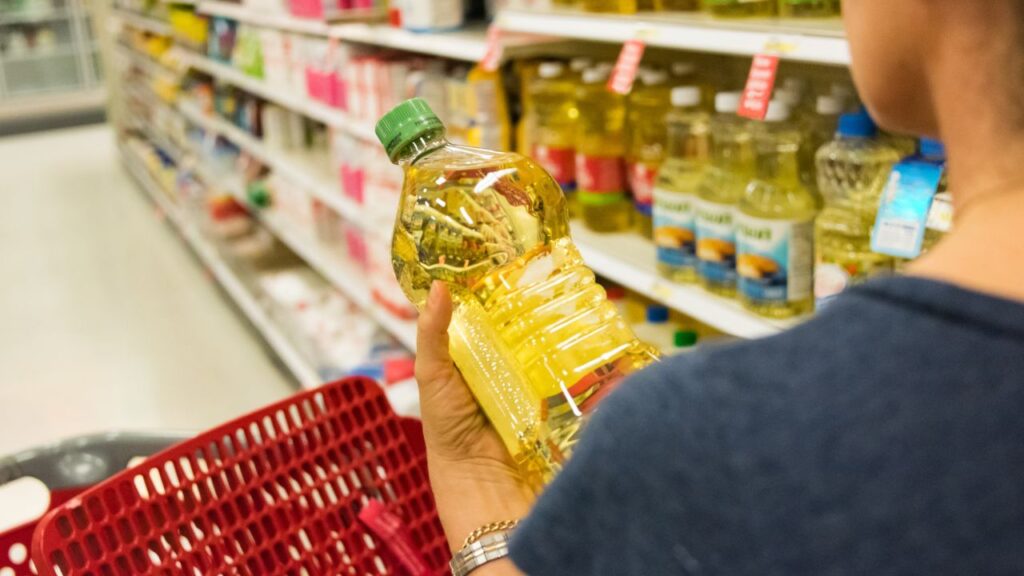 How to Find Non-GMO Cooking Oils